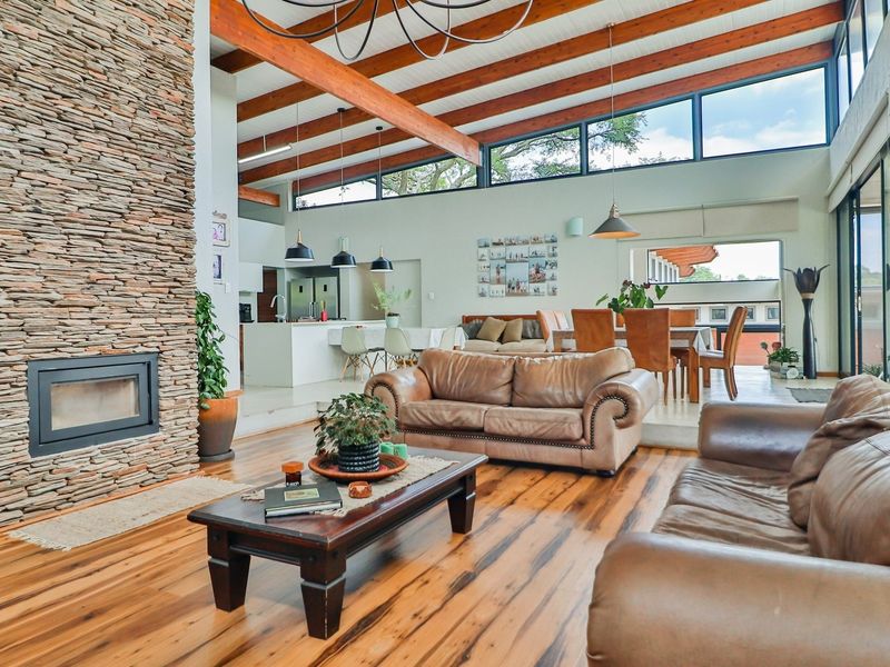 Architect-Designed Modern Four-Bedroom House  with Macadamia trees in production on Yaverland Road - Photo 2