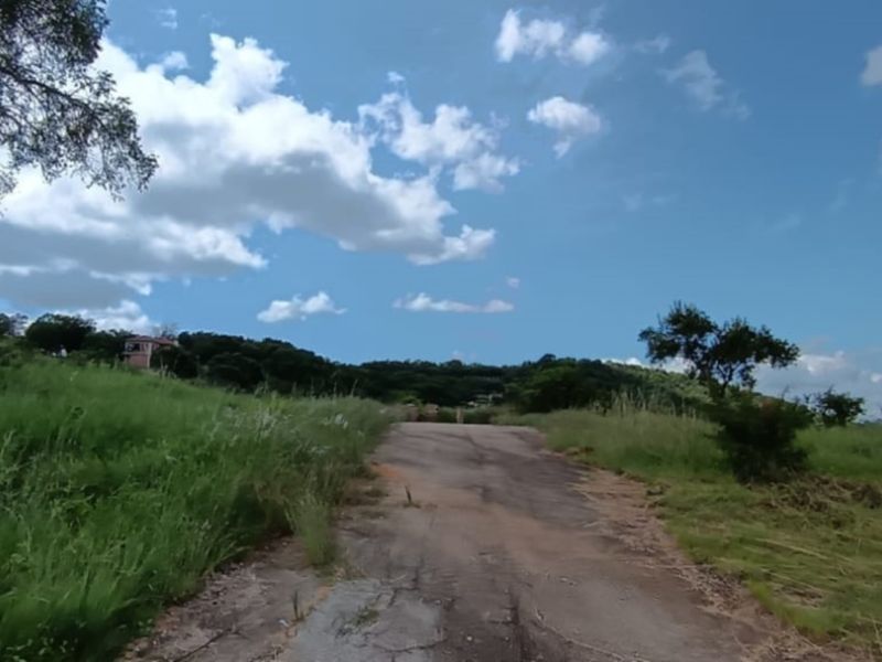 BREATHTAKING VIEW OVER NELSPRUIT FROM DRUM ROCK ESTATE - Photo 9