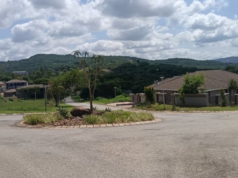 BREATHTAKING VIEW OVER NELSPRUIT FROM DRUM ROCK ESTATE - Photo 7