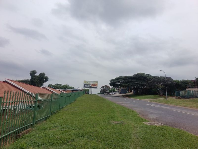 INVESTMENT or PERMANENT RESIDENCE - NO TRANSFER DUTY - Photo 3