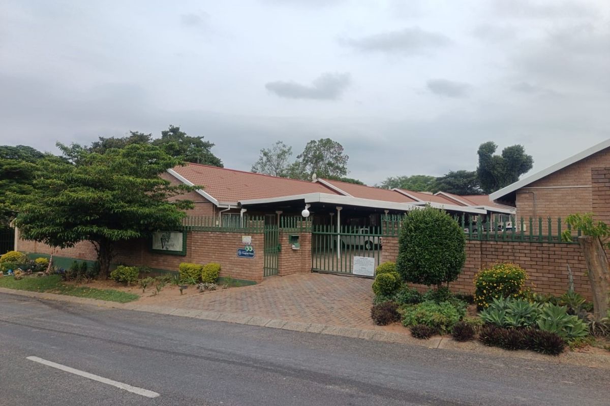 INVESTMENT or PERMANENT RESIDENCE - NO TRANSFER DUTY - Photo 2