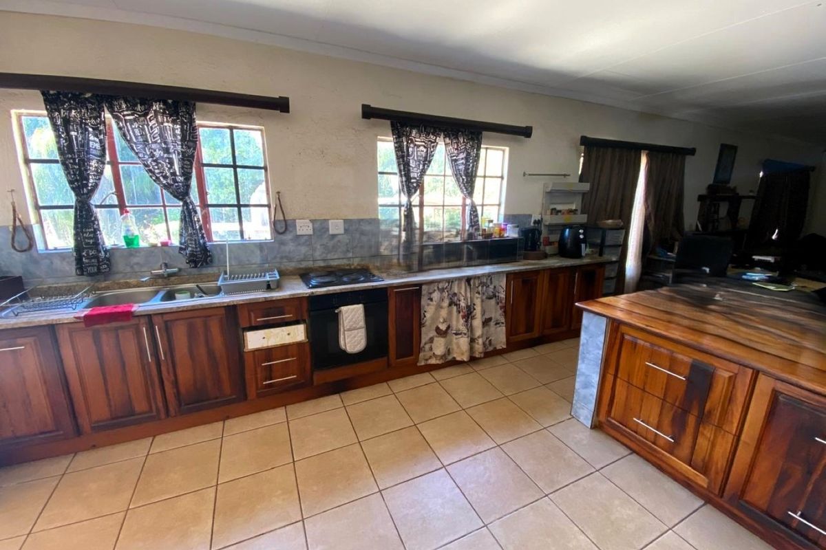 15.9ha Macadamia Farm – Development Opportunity – Plaston, White River - Photo 3