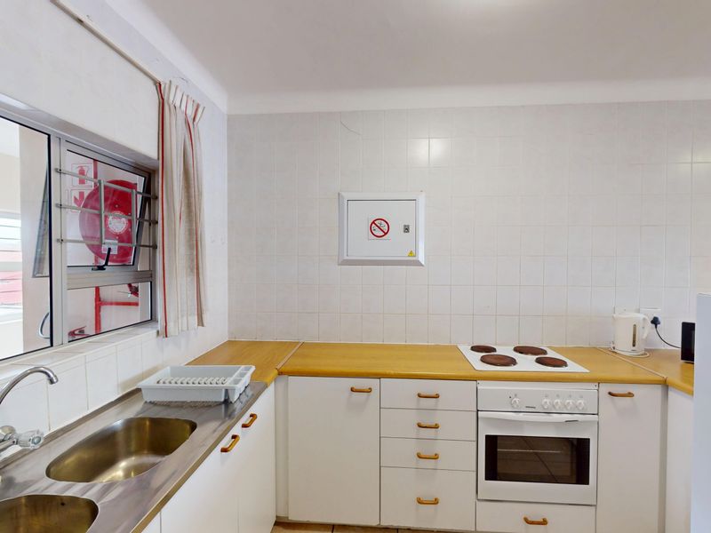 Welcome to your new Beach Apartment - Photo 6