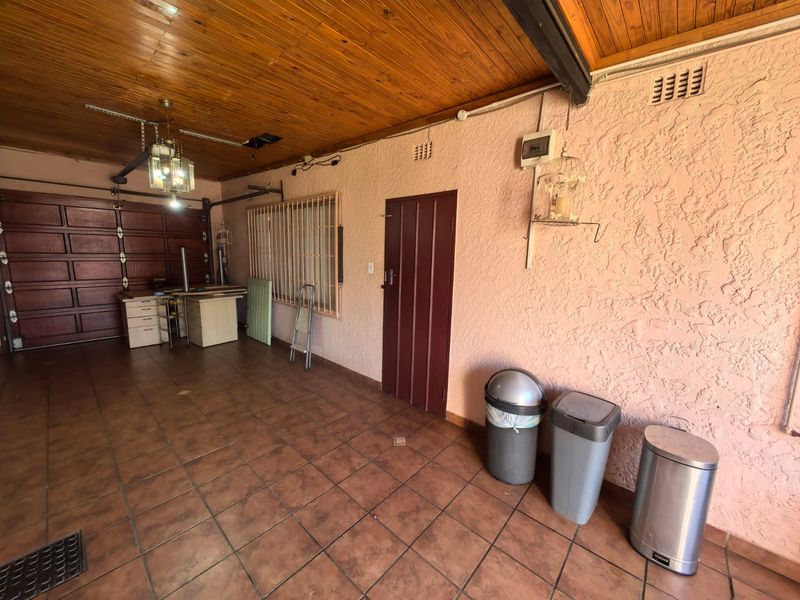 calling all investors to com and check this property! - Photo 8
