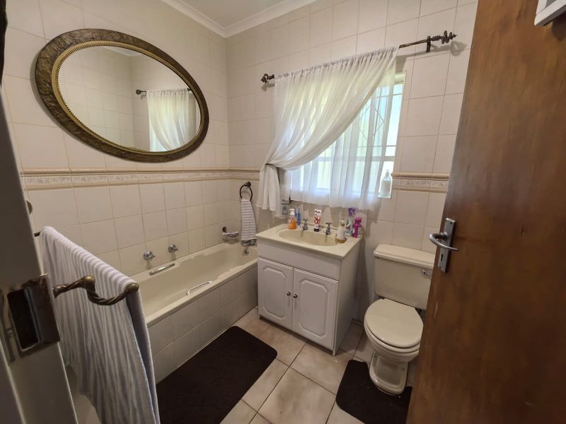 calling all investors to com and check this property! - Photo 5