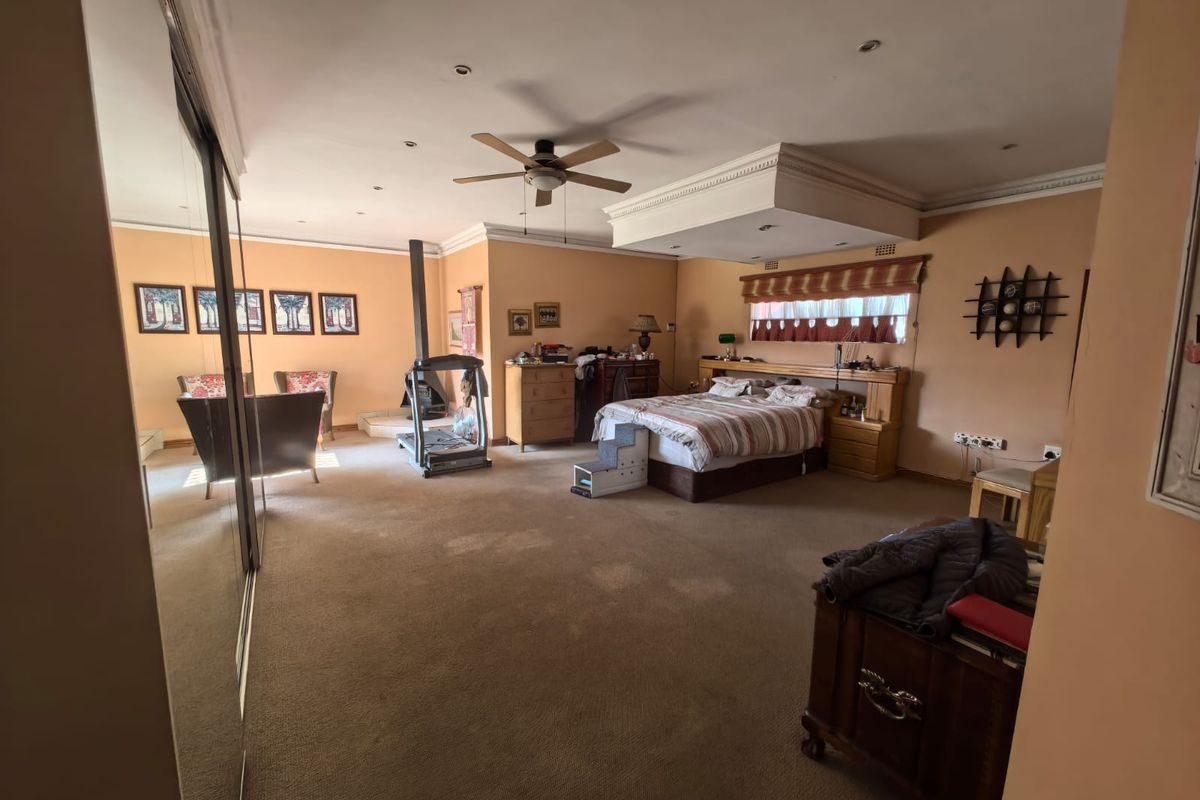 calling all investors to com and check this property! - Photo 4