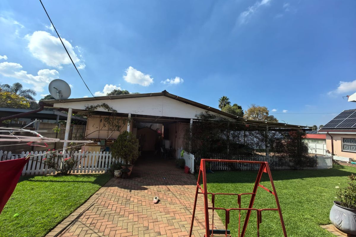 calling all investors to com and check this property! - Photo 2
