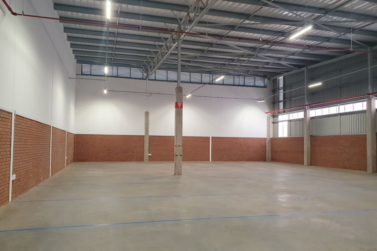 Mini warehouses to let off R21 motorway - Photo 5