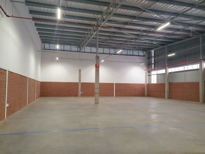 Mini warehouses to let off R21 motorway - Photo 5