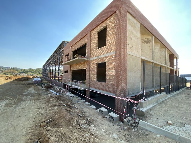 New Build 7731m2 Warehouse to Let in North Riding - Photo 9