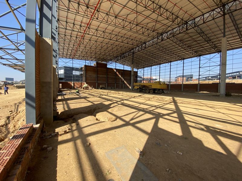 New Build 7731m2 Warehouse to Let in North Riding - Photo 6