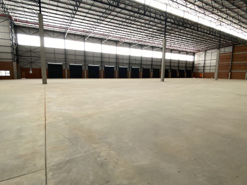 New Build 7731m2 Warehouse to Let in North Riding - Photo 8