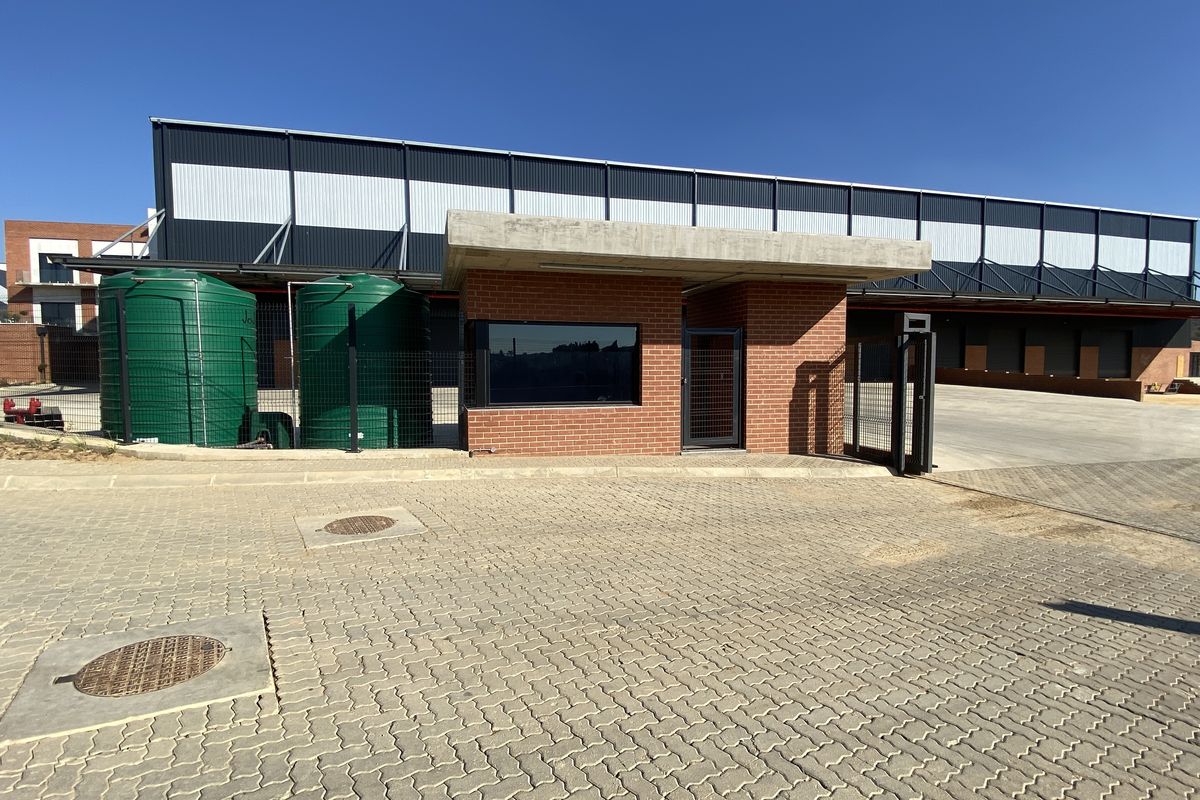 New Build 7731m2 Warehouse to Let in North Riding - Photo 5