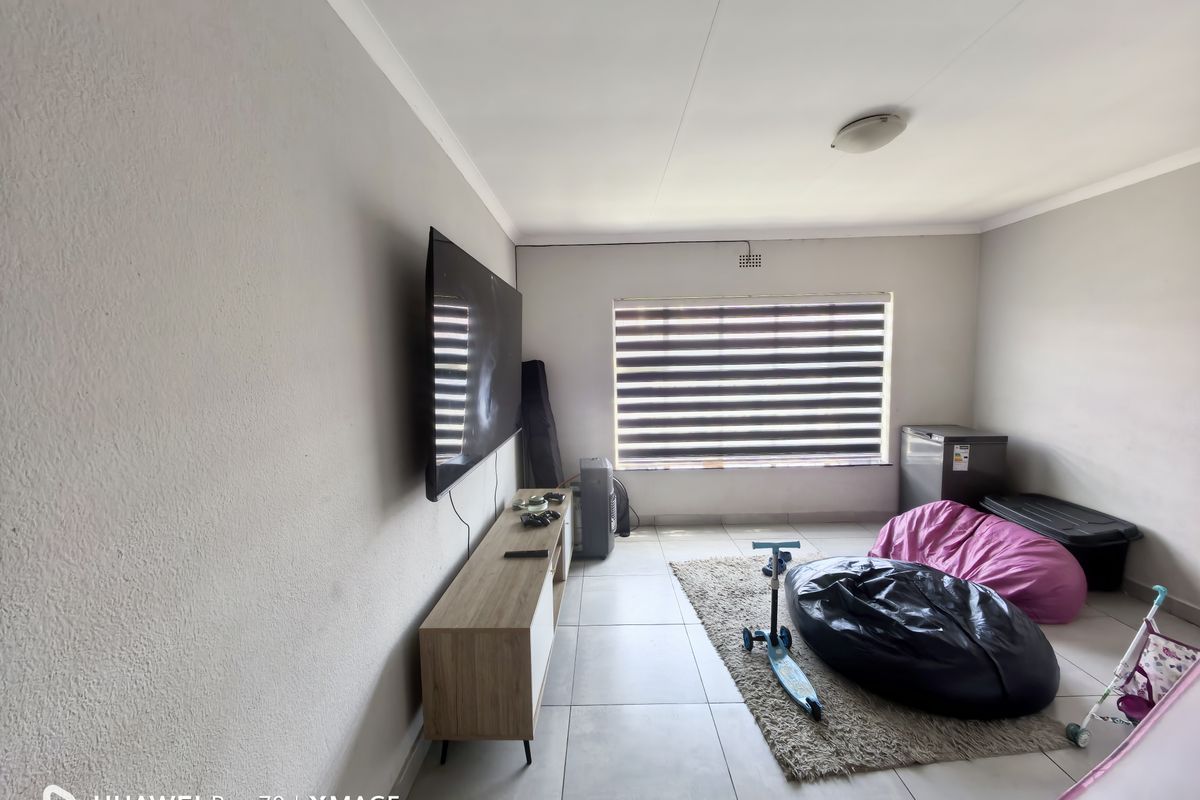 Sigle story townhouse for sale - Photo 4