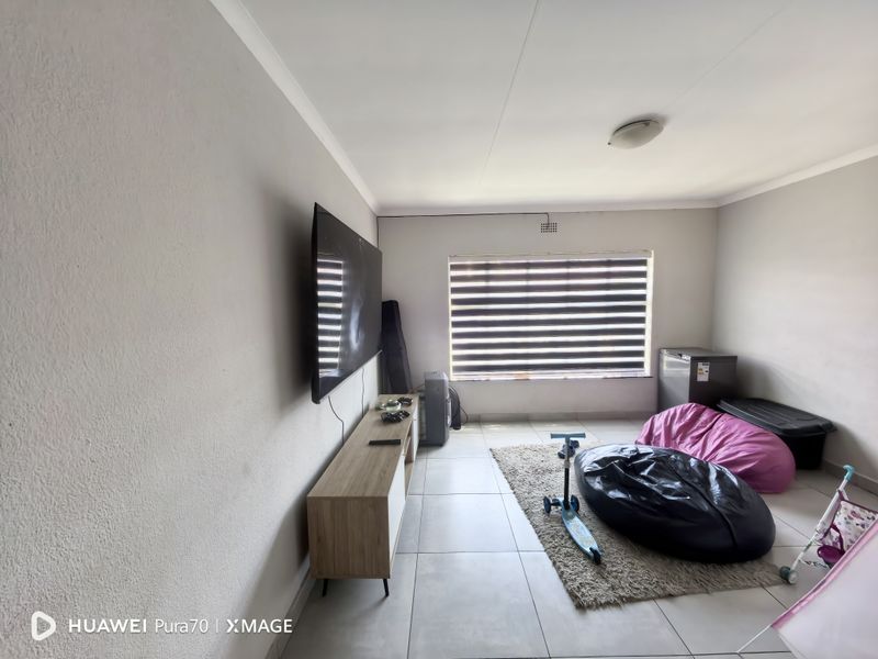 Sigle story townhouse for sale - Photo 4