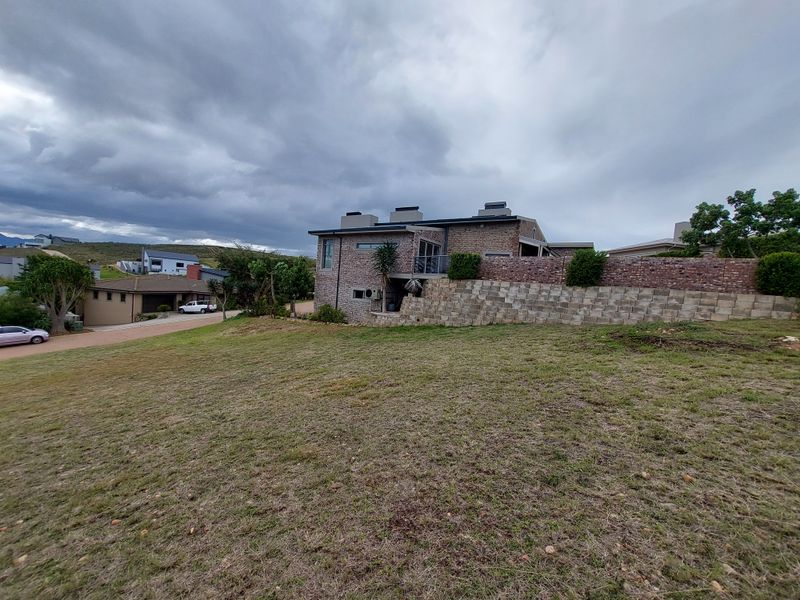 Exclusive 595m2 Stand with Direct Conservation Access - Photo 2