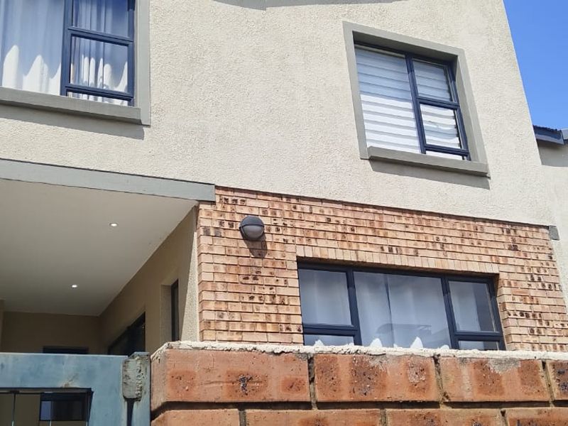 ULTRA MODERN NEW DEVELOPMENT FOR SALE!!! - Photo 2