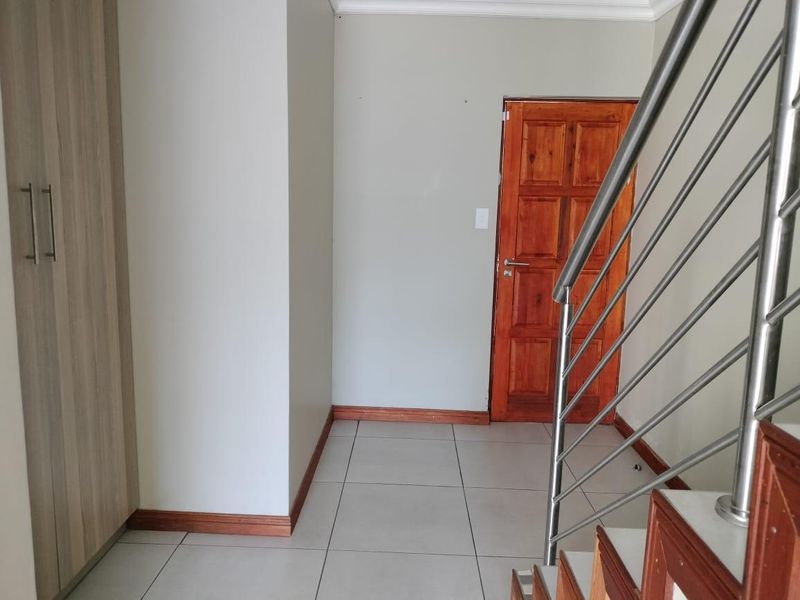 ULTRA MODERN NEW DEVELOPMENT FOR SALE!!! - Photo 8