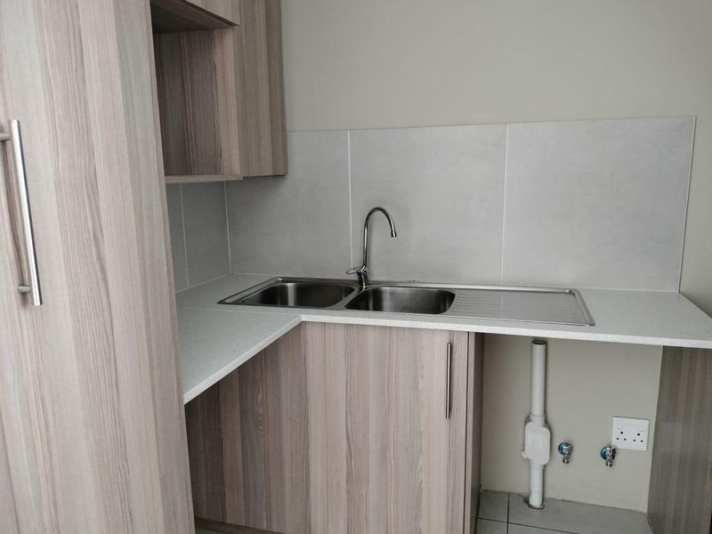 ULTRA MODERN NEW DEVELOPMENT FOR SALE!!! - Photo 7