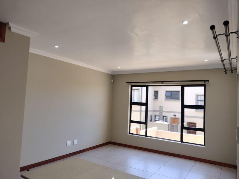 ULTRA MODERN NEW DEVELOPMENT FOR SALE!!! - Photo 4