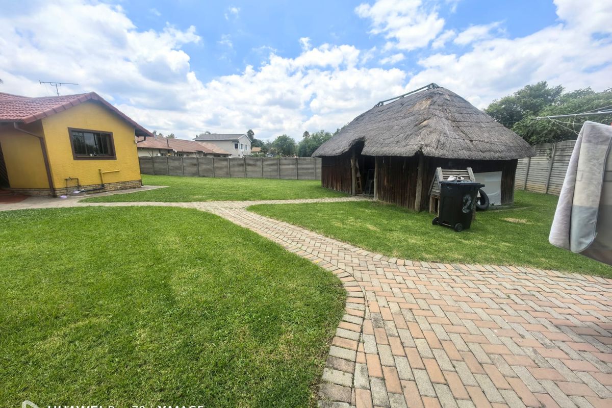 Free standing house for sale - Photo 3