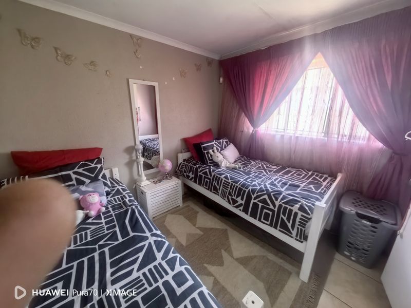 Free standing house for sale - Photo 9