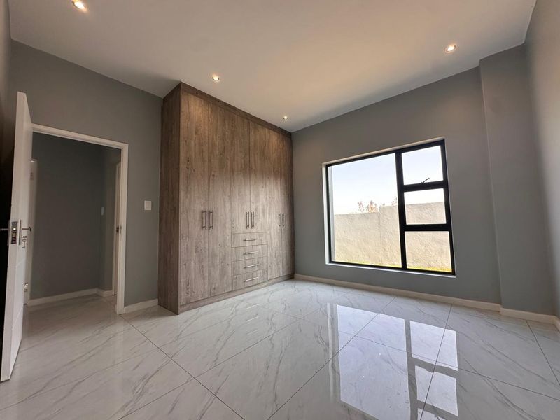 Perfectly situated - Photo 8