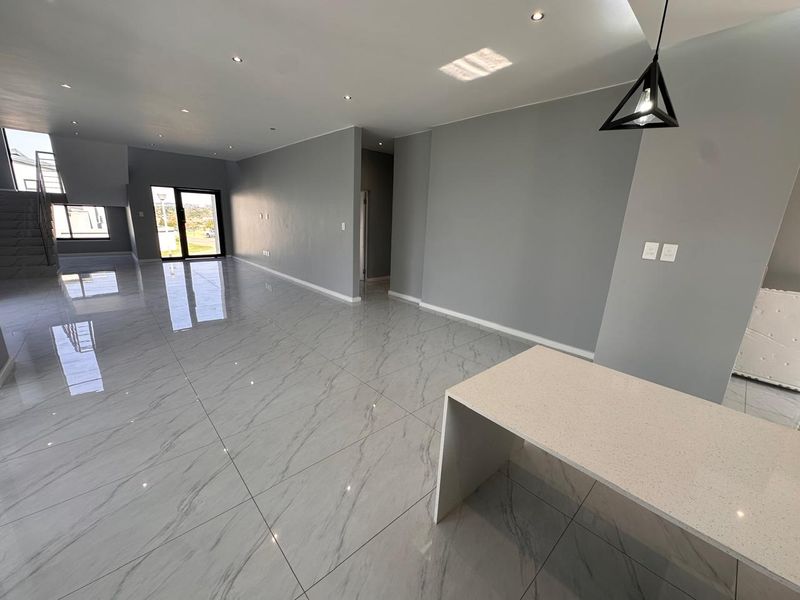 Perfectly situated - Photo 7