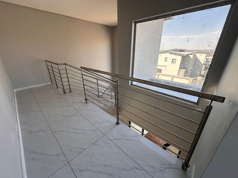 Perfectly situated - Photo 3