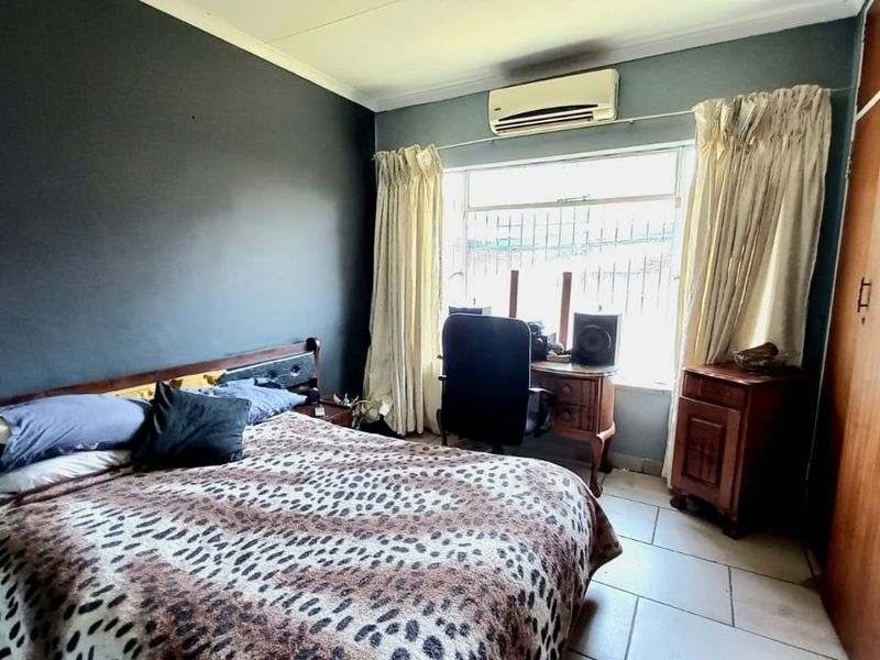 Home for sale in Vanderbijlpark - Photo 9