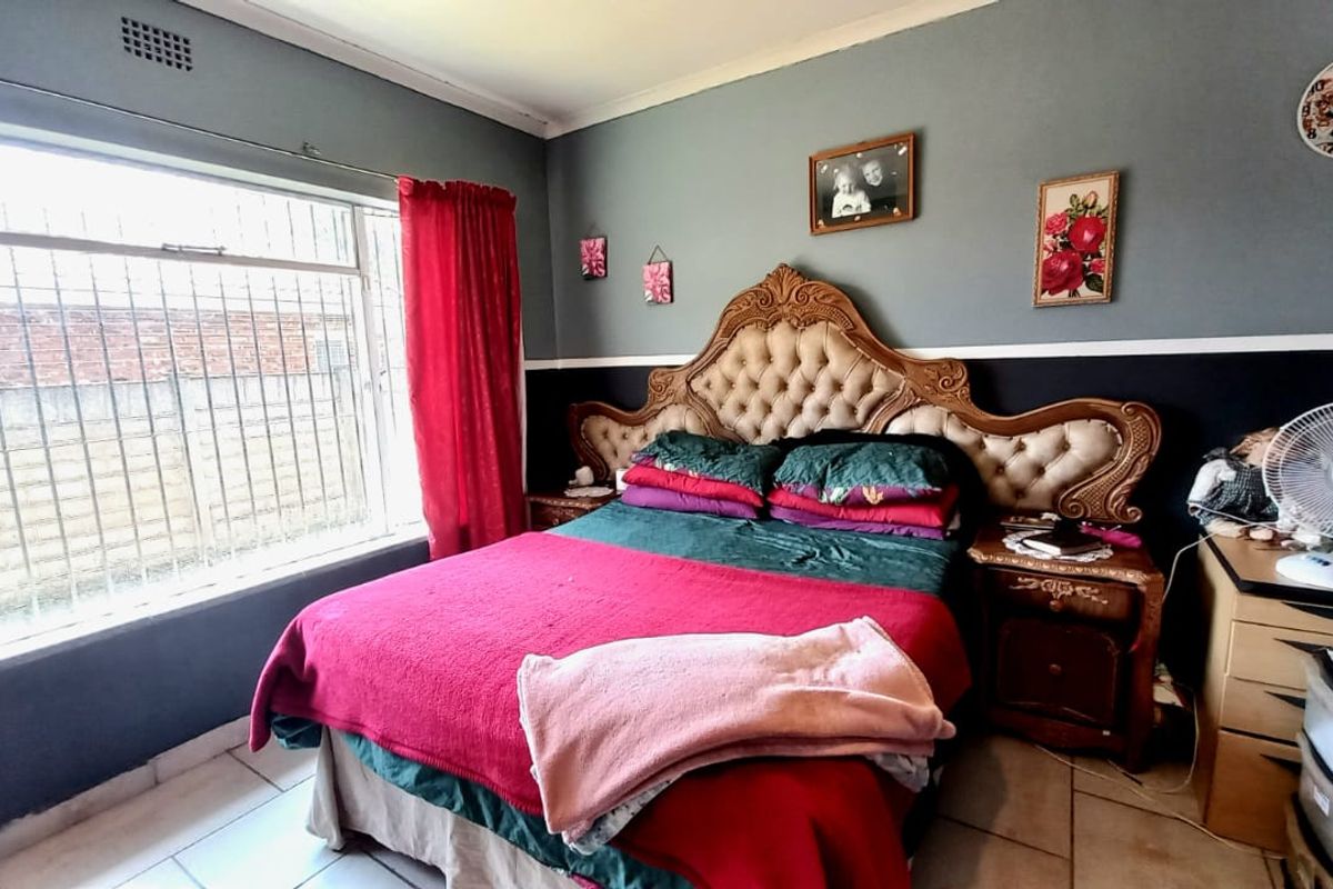 Home for sale in Vanderbijlpark - Photo 5
