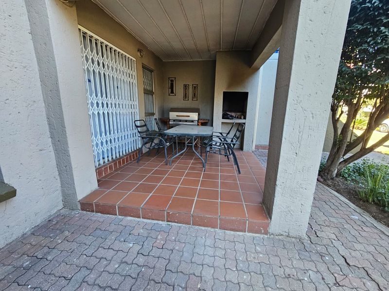 Three bedroom townhouse on the banks of the Vaalriver. - Photo 9