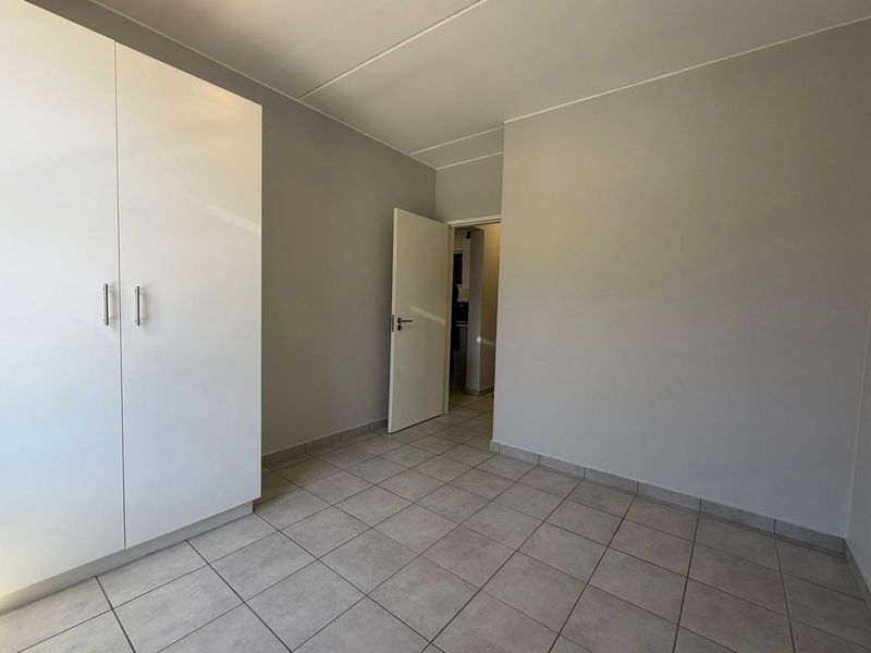 2 Bedroom 2 Bathroom Apartment For Rent - Photo 2