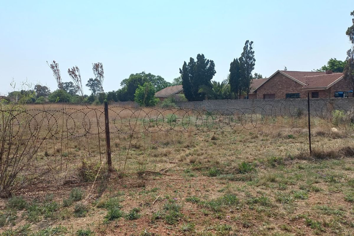 Peaceful Oasis in Henley on Klip - Make it Yours Today! - Photo 3