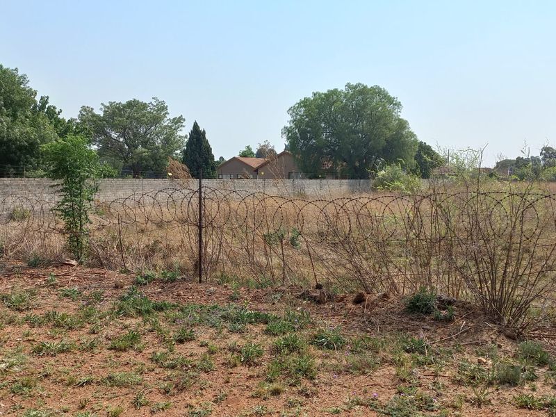 Peaceful Oasis in Henley on Klip - Make it Yours Today! - Photo 2