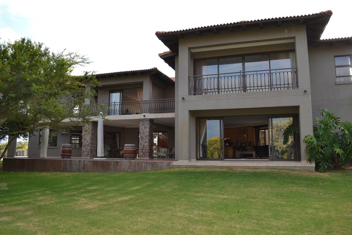 Your own private estate - 3 HOUSES on 2.4ha - Photo 3