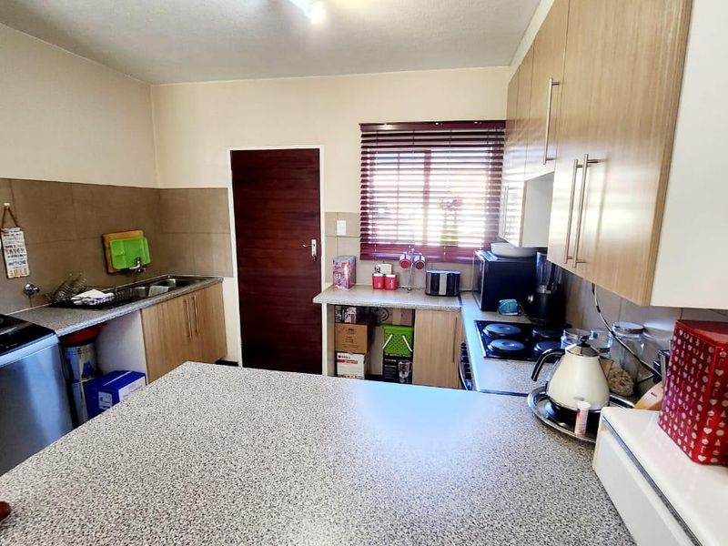 Perfect Lock up and Go!! - Photo 8