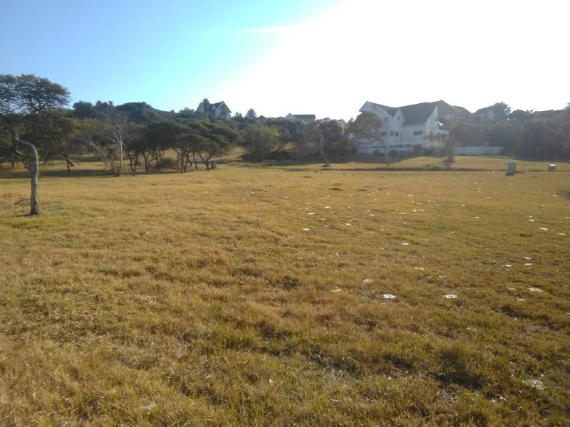 Vacant Plot in secure estate in Cove Rock! - Photo 2