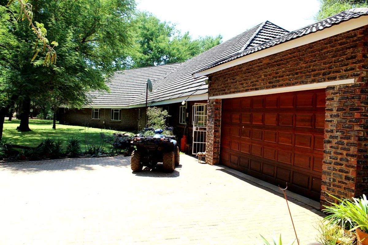 Farm For Sale In Northam - Photo 2