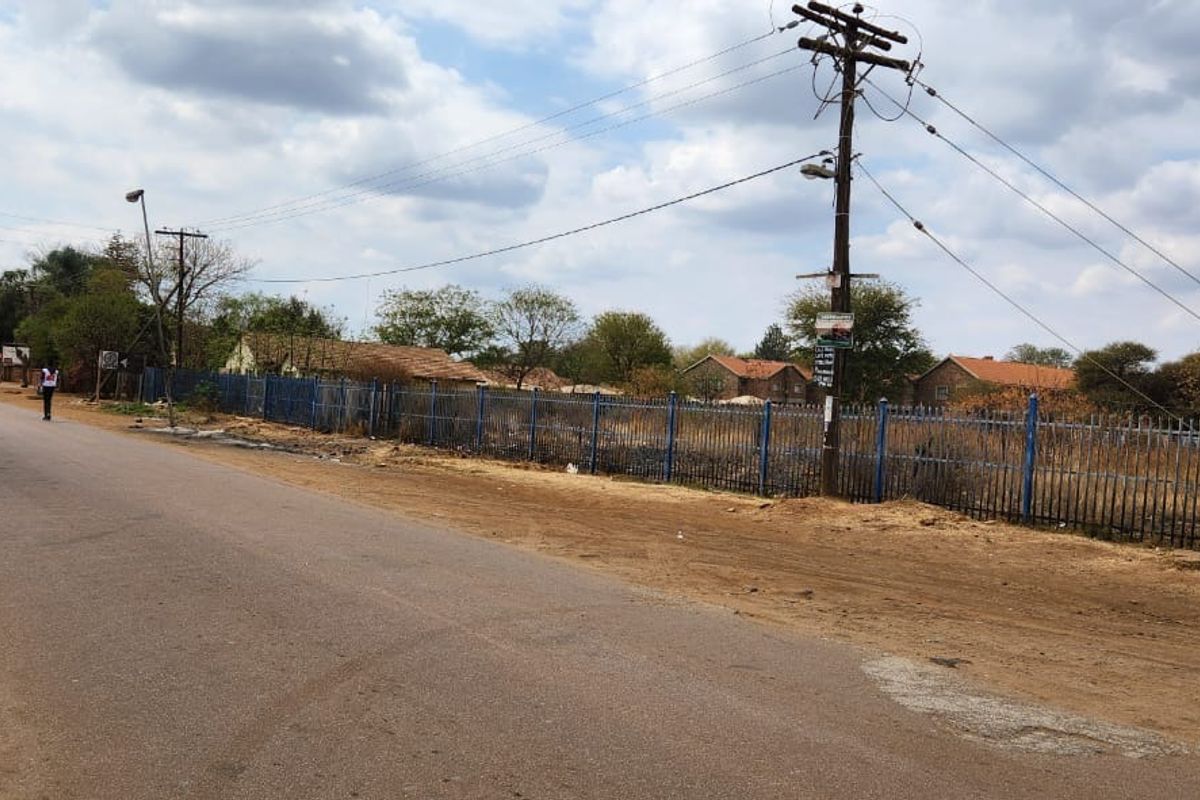 House For Sale In Northam - Photo 2