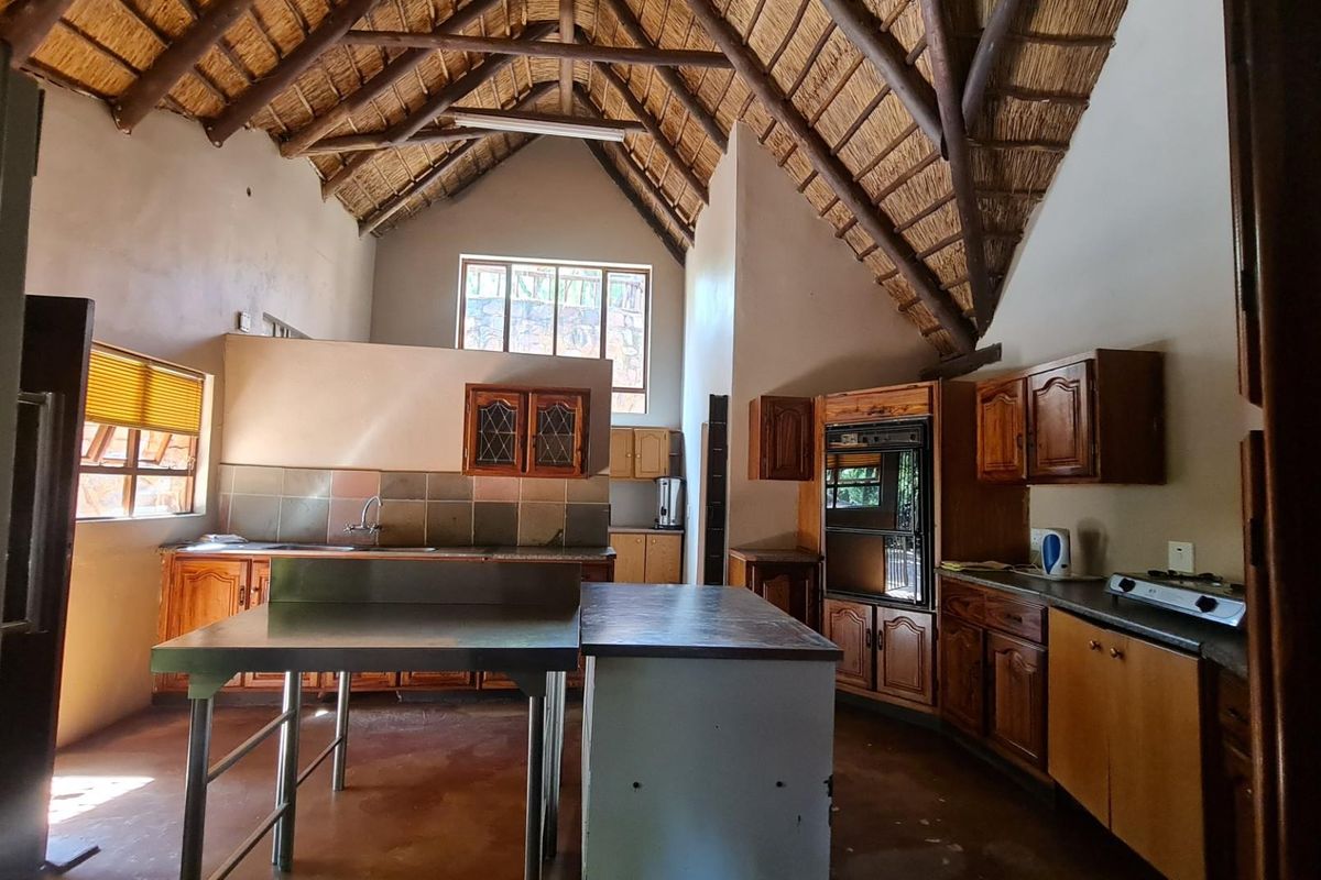 House For Sale In Pretoria - Photo 2