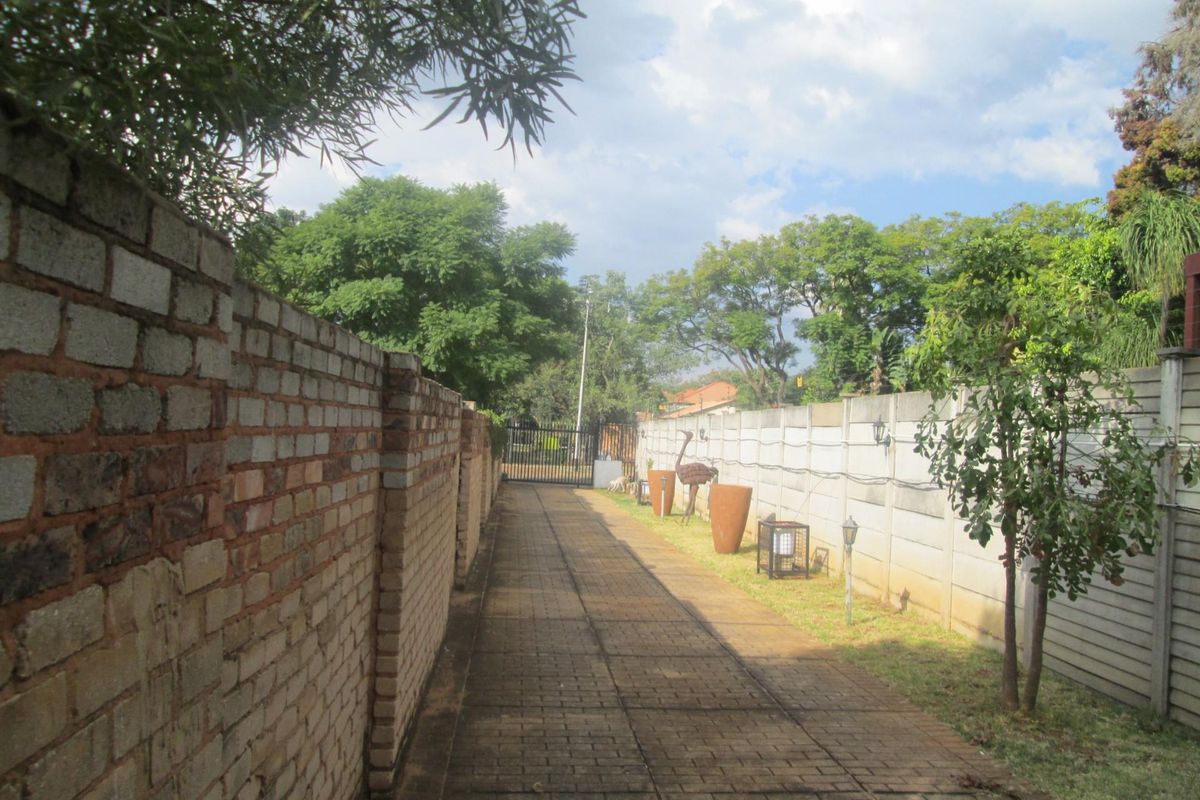 House for sale in Pretoria North - Photo 3