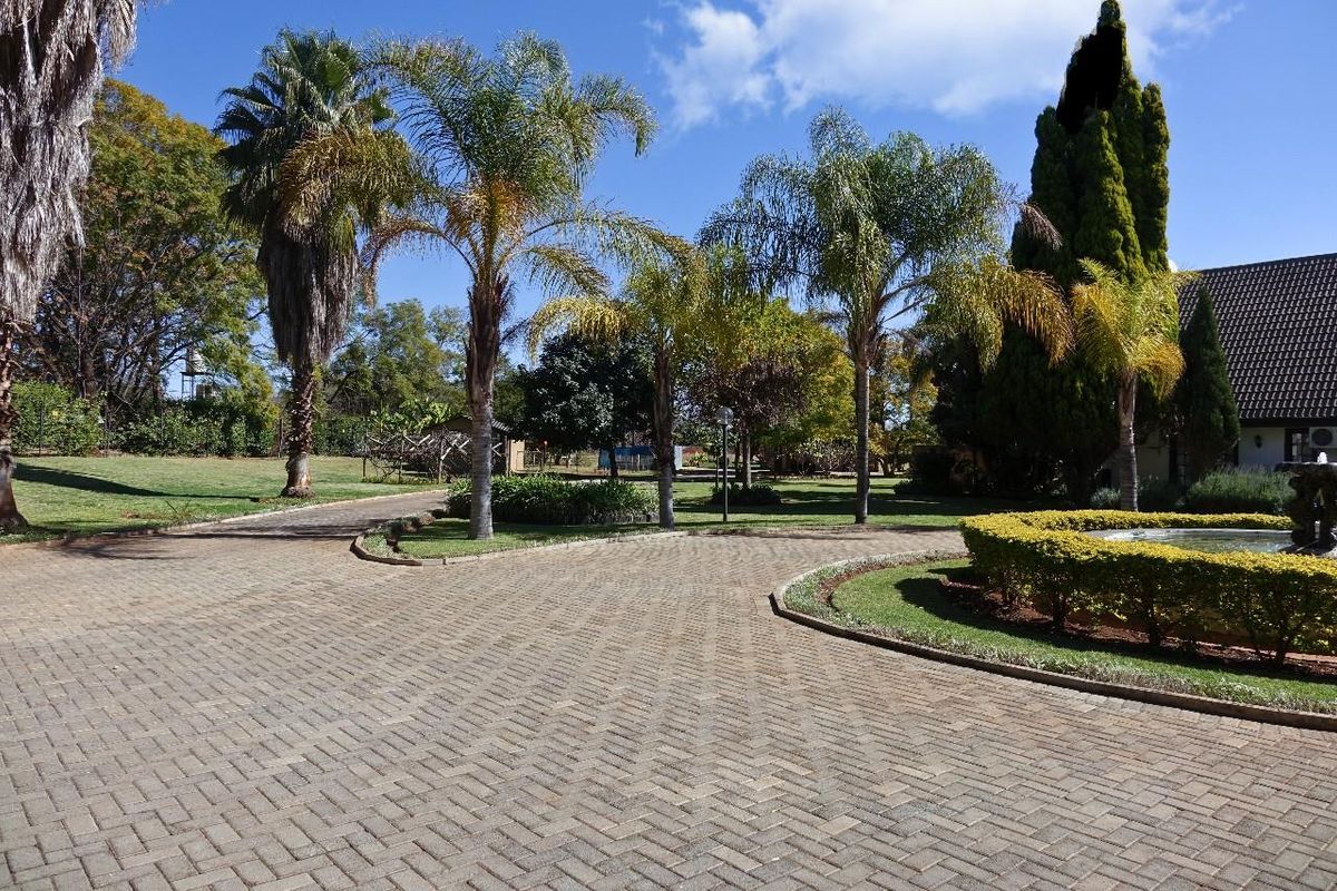 House For Sale In Mooinooi - Photo 2