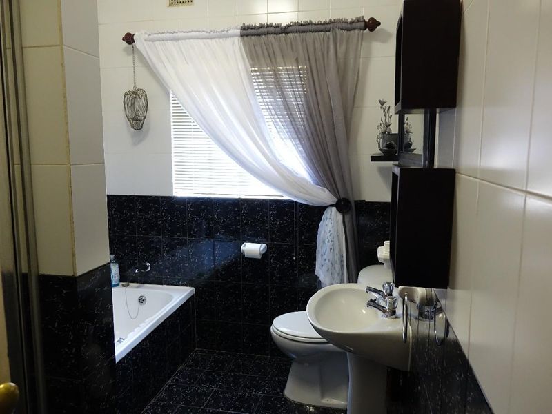 House For Sale In Mooinooi - Photo 8