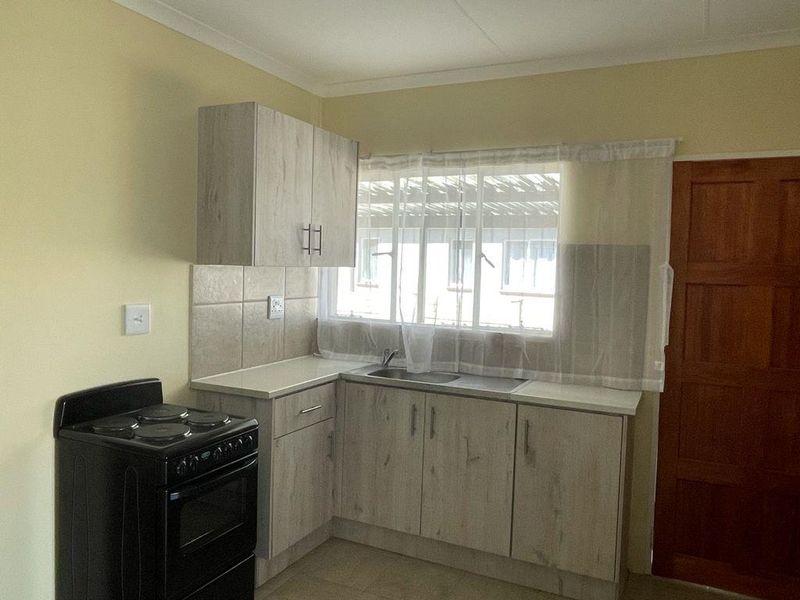 House For Sale In Rustenburg - Photo 3