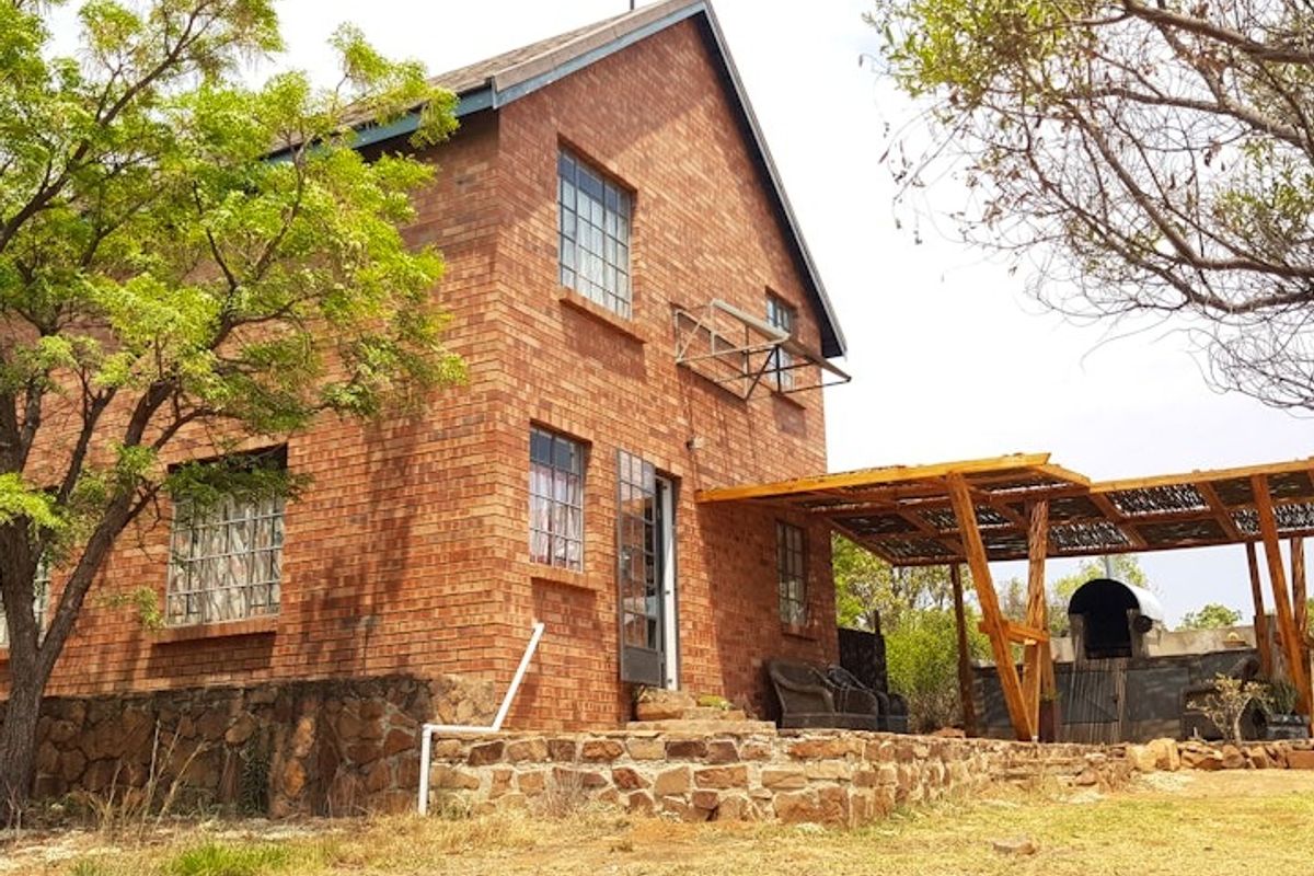 House For Sale In Rustenburg - Photo 2