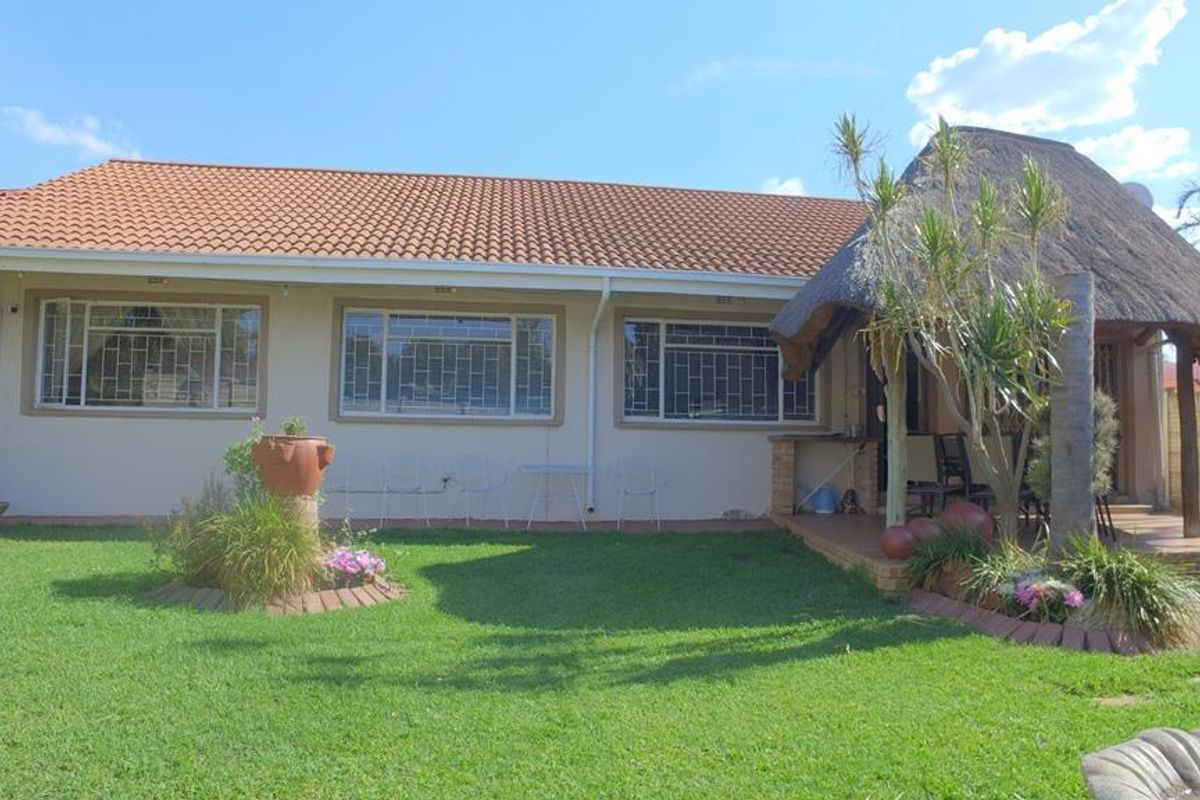 House For Sale In Rustenburg - Photo 2