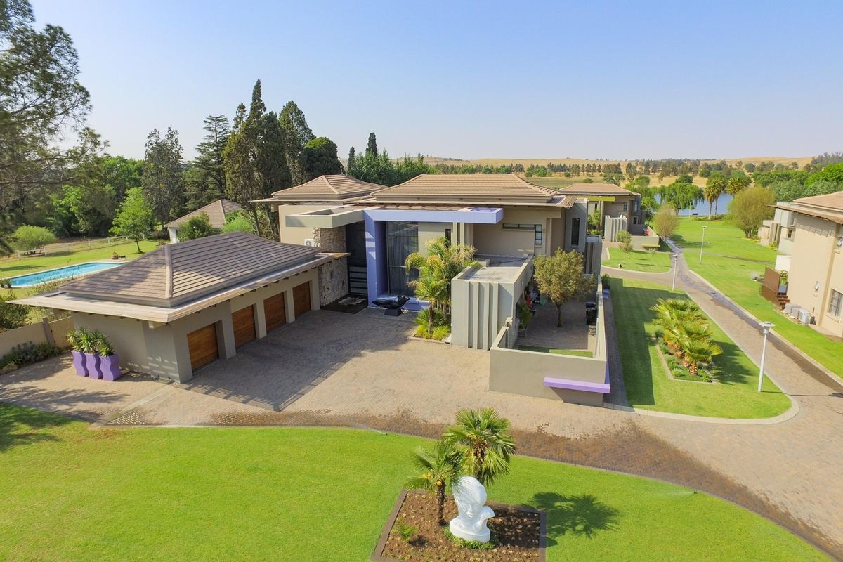 Exclusive 5 Bedroom home in an exclusive River Estate - Vaal River - Photo 2