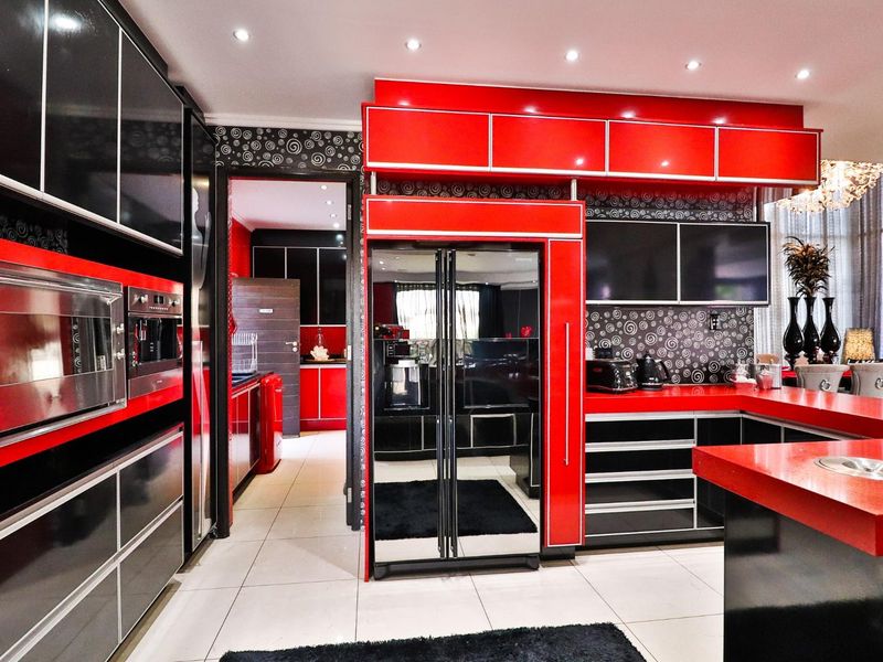 Exclusive 5 Bedroom home in an exclusive River Estate - Vaal River - Photo 6