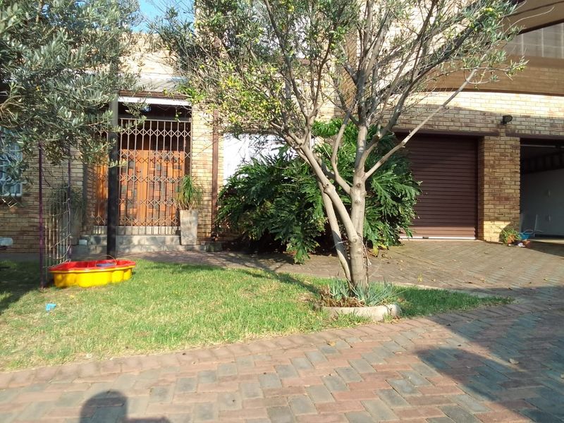 Mantevrede - Vanderbijlpark - Gated Estate - near Stonehaven - Photo 3